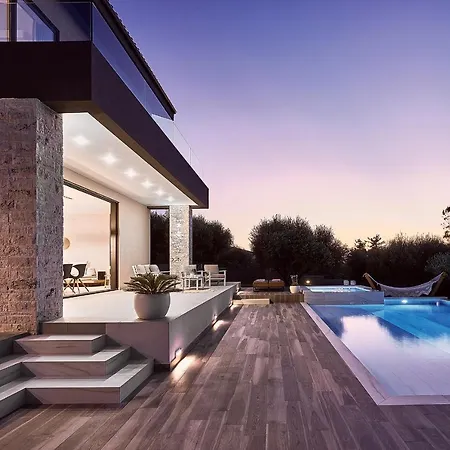 Carpos Villa