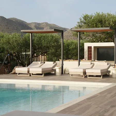 Carpos Villa
